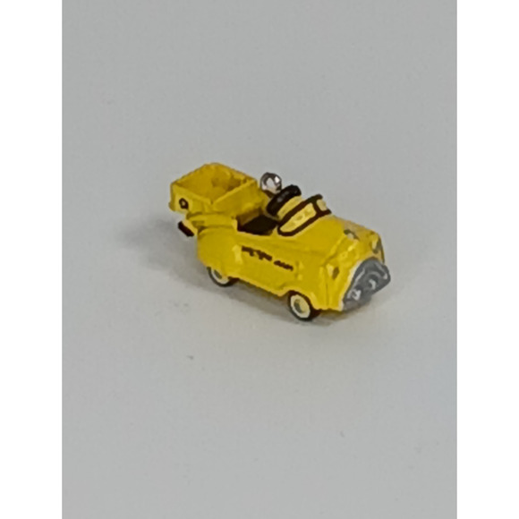 Miniature Hallmark Kiddie Car Classics 1953 Murray Dump Truck Keepsake ornament - Picture 5 of 9